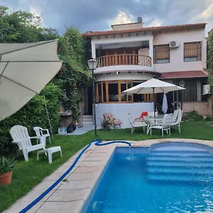 https://francisca.hotelsmendoza.com